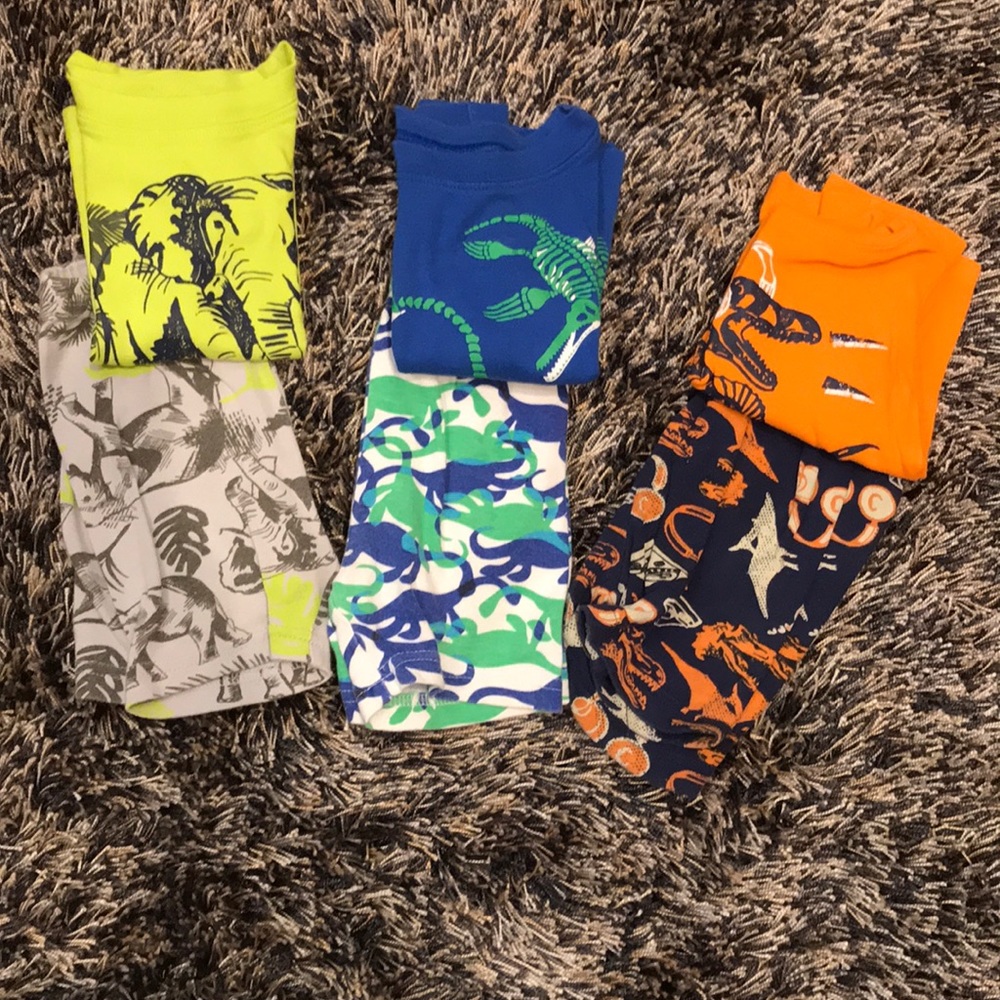 Bundle of boy’s pajama sets size 6-12 months
